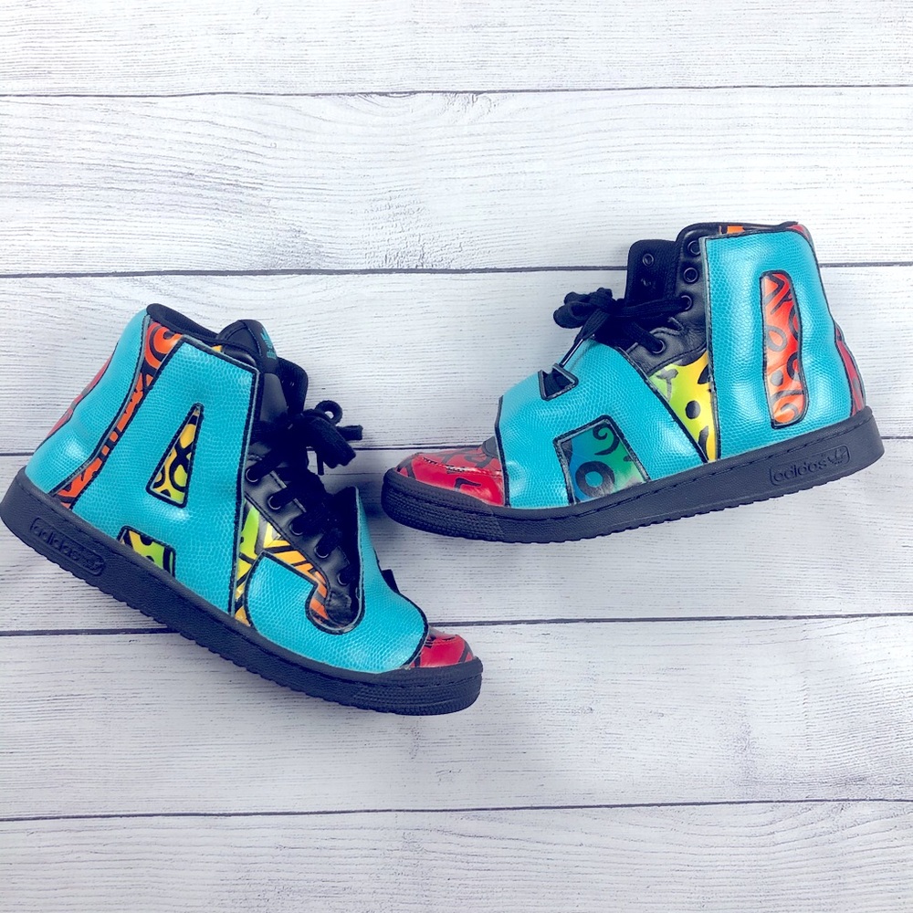 Adidas x Jermey Scott “Big Letter” Shoes 🔥